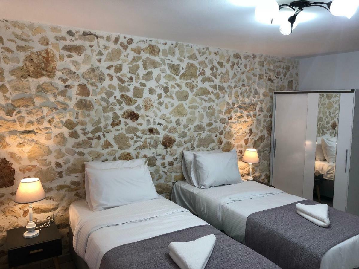 Wave Apartment Chania  Buitenkant foto