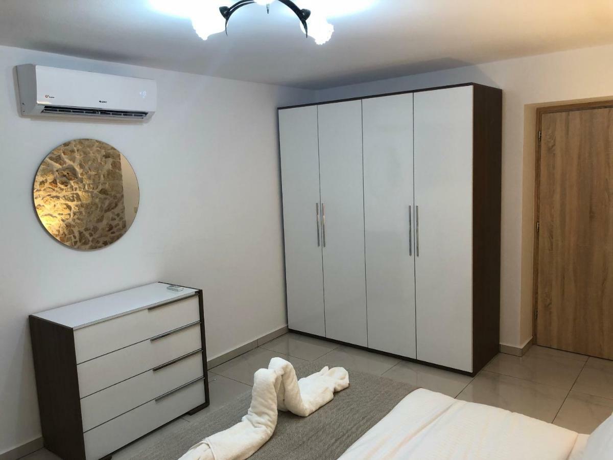 Wave Apartment Chania  Buitenkant foto